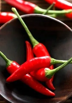 Những người không nên ăn ớt