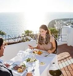 7 cách giữ an toàn trong buổi hẹn đầu tiên