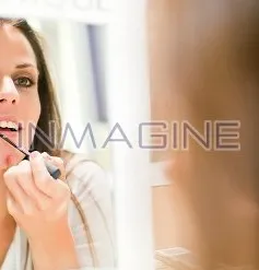 Thói quen làm đẹp của bạn "mách" gì với sếp?
