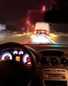 4 bí quyết lái xe an toàn dịp Tết