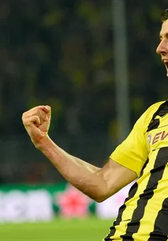 Bayern Munich phủ nhận việc chiêu mộ Lewandowski