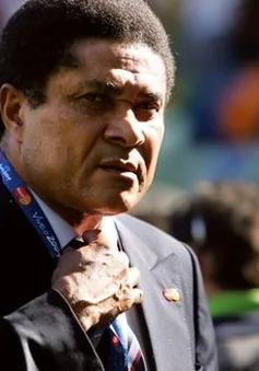 Eusebio - huyền thoại bóng đá Bồ Đào Nha qua đời ở tuổi 71
