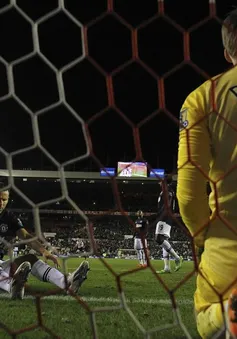 Sunderland 2-1 Man Utd: "Quỷ đỏ" tiếp tục thua "muối mặt" (VIDEO)