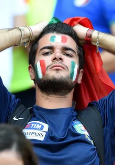 Chùm ảnh: Italy thất bại trước kẻ vô danh Costa Rica