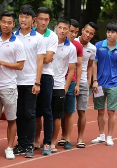 Tuyển thủ U19 Việt Nam hào hứng thi Đại học