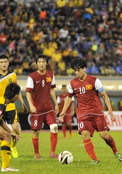Hoà chủ nhà Brunei, HLV Guillaume chỉ trích trọng tài thiên vị