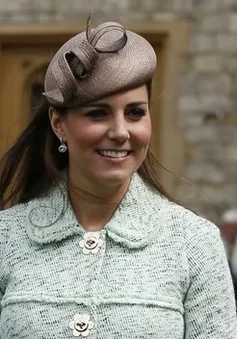 Công nương Kate Middleton khoe vẻ đẹp tròn đầy