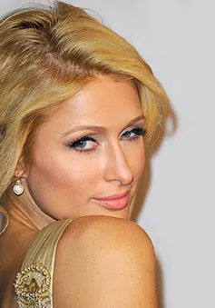 Paris Hilton tính chuyện… yên bề gia thất