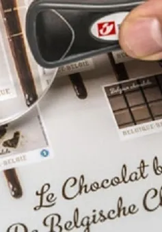 Bỉ phát hành tem có hương vị chocolate