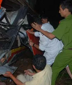 Yêu cầu kiểm điểm vụ cấp GPLX cho người đang ở tù 