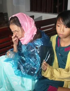 “Lũ lên nhanh quá, trôi hết cả rồi...”