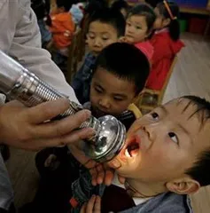 Trung Quốc: Ngộ độc tập thể tại trường mẫu giáo