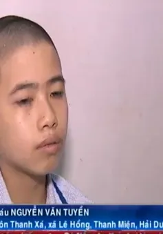 Éo le cảnh cả gia đình cùng mang bệnh tật