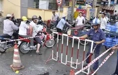 TP.HCM: Nổ hố ga khiến mặt đường bị biến dạng 