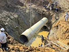 Hà Nội xây dựng gấp đường ống nước sạch mới