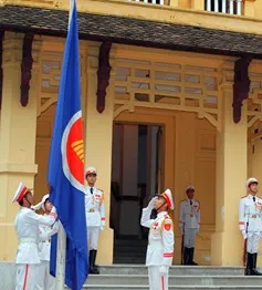 Lễ thượng cờ ASEAN tại trụ sở Bộ Ngoại giao