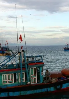 SATRA tặng 500 triệu đồng cho Quỹ hỗ trợ ngư dân Quảng Ngãi