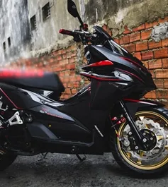 Air Blade độ dáng xe mô tô khủng của dân chơi Việt