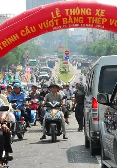 Toàn cảnh ngày thông xe cầu vượt chữ Y vòng xoay Cây Gõ