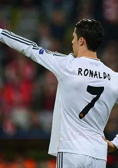 Ronaldo mang kỷ lục ghi bàn vào chung kết Champions League