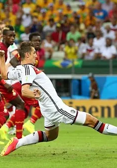 Hòa Ghana, HLV ĐT Đức phớt lờ kỷ lục ghi bàn của Klose