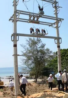 Điện lưới Quốc gia chính thức về đảo Cô Tô 