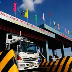 Chuyển quyền thu phí cao tốc TP.HCM - Trung Lương   