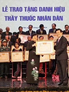 Chủ tịch nước dự Lễ kỷ niệm 59 năm ngày Thầy thuốc Việt Nam      