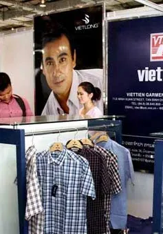Khai mạc Hội chợ Thương mại Việt - Lào 2014   