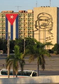 Nga quyết định xóa 90% nợ cho Cuba 