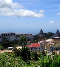 Buổi chiều trên bản Thái