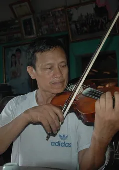 Thăm ngôi làng của những "nghệ sỹ chân đất"