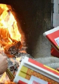 Công an Hà Nội khuyến cáo phòng cháy khi thắp hương, đốt vàng mã dịp Tết