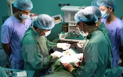 Hàng nghìn bệnh nhân được tư vấn, khám và chữa bệnh miễn phí về mắt
