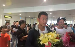 Lý Hoàng Nam trở về nước trong sự chào đón nồng nhiệt của NHM