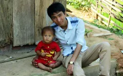 Chàng trai ung thư Nguyễn Bảo Ngọc vượt qua số phận bằng đam mê từ thiện