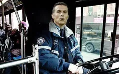 Biếm hoạ bóng đá: Pedro - tài xế mới của chiếc xe bus Chelsea