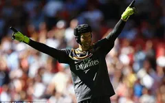 "Người cũ" Petr Cech gieo sầu, Chelsea mất Community Shield vào tay Arsenal