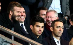 Sir Alex bất ngờ tiếp sức cho... Chelsea