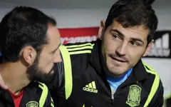 NÓNG: Real Madrid đã đồng ý bán Iker Casillas cho Porto