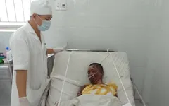 Bình ga phát nổ, chồng tử vong, vợ con bỏng nặng