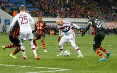 Shakhtar Donetsk 0-0 Bayern Munich: Hùm xám "vấp" đá tảng