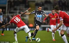Jonas Gutierrez trở lại thi đấu sau 17 tháng điều trị ung thư tiền liệt tuyến