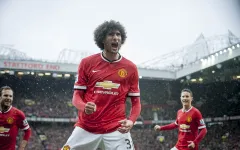 Dư âm derby Manchester: Khi sắc đỏ "rủa" màu xanh