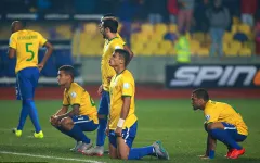 Hàng công tệ hại, Brazil thua Paraguay sau loạt đấu súng trên chấm 11m