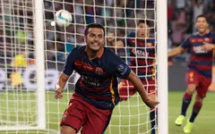 "Người hùng" Pedro xác nhận muốn rời Barcelona để đến Man Utd