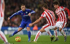PSG duyệt chi 80 triệu bảng để "trục vớt" Hazard khỏi tàu đắm Chelsea