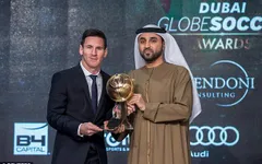 Nhận giải Cầu thủ xuất sắc nhất thế giới, Messi gọi năm 2015 là phi thường