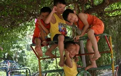 Đột nhập lớp học diễn xuất của các em bé làng trẻ SOS