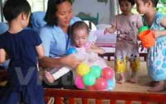 Ám áp lòng nhân ái người mẹ trẻ cho những mảnh đời bất hạnh